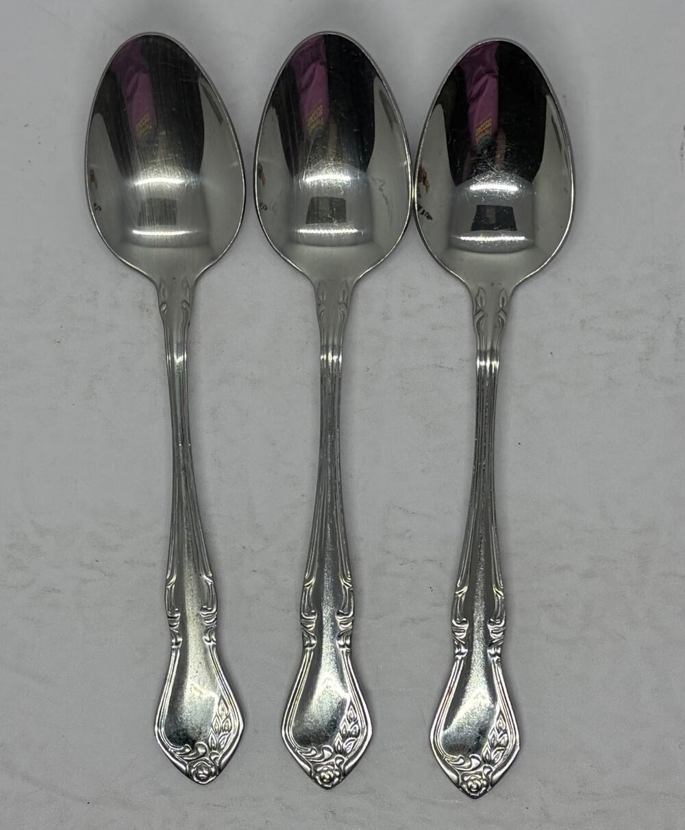 Reed & Barton Rose Queen Stainless Steel Teaspoons Lot of 4 Floral Flatware